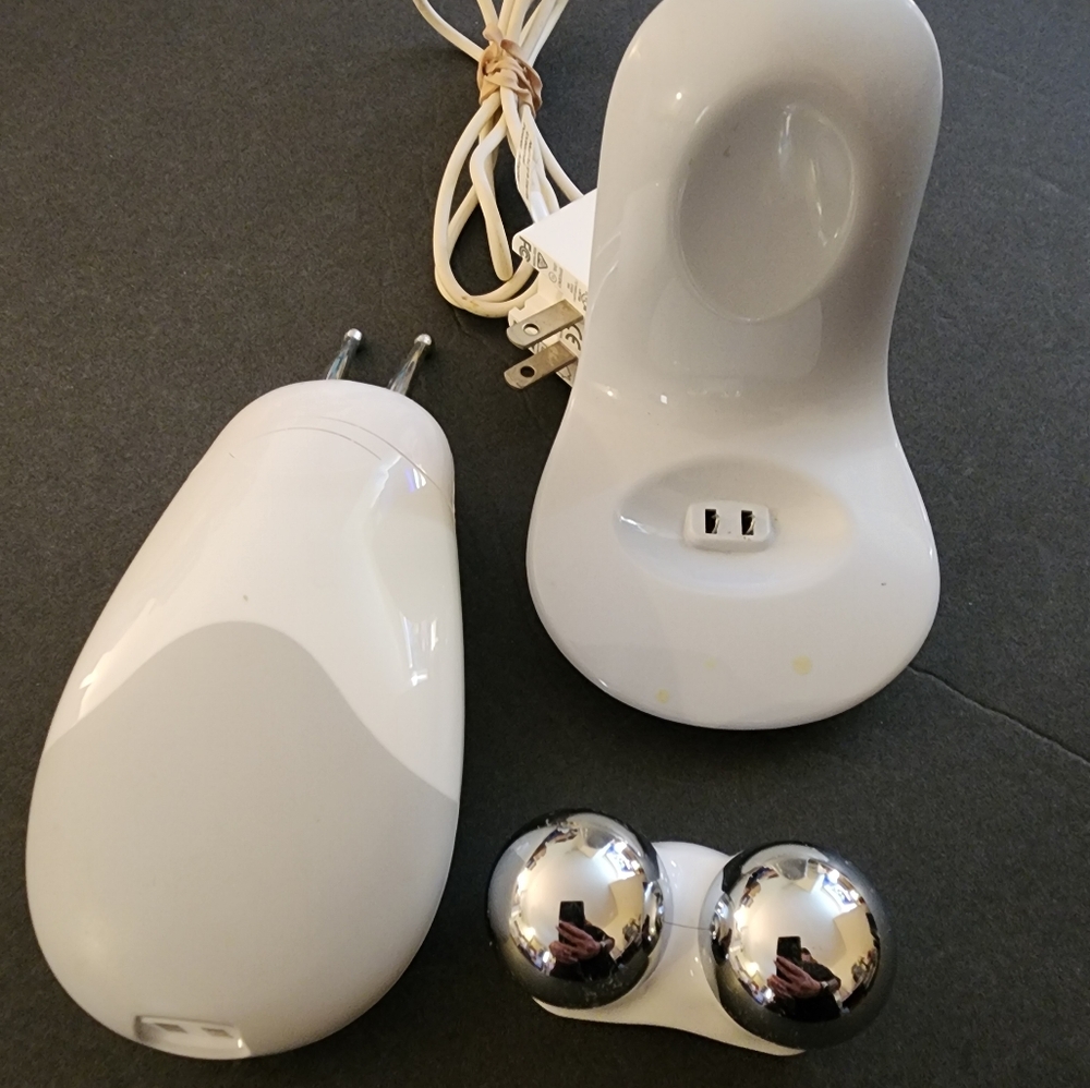 NuFace Trinity with Lip and Eye Attachment